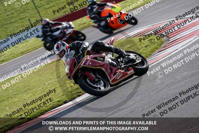 donington no limits trackday;donington park photographs;donington trackday photographs;no limits trackdays;peter wileman photography;trackday digital images;trackday photos